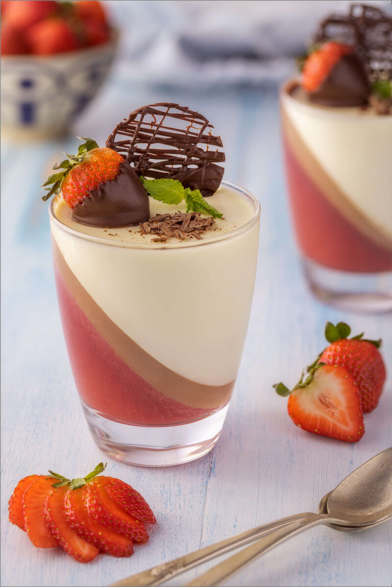 Strawberry Panna Cotta BestEver.Guide